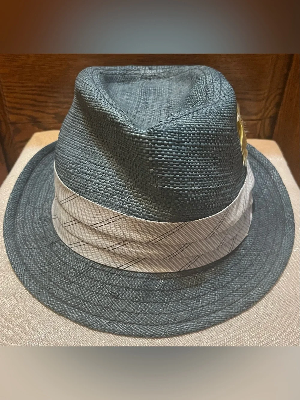 The Goorin Brothers Montique Men’s Fedora Blue Straw Weave Size Small